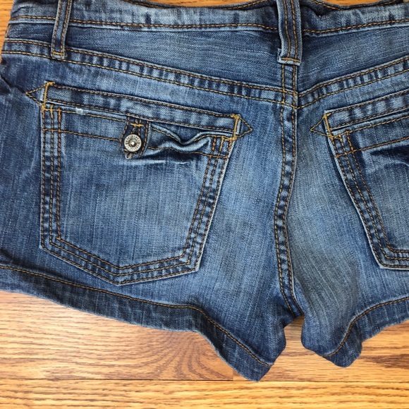 Lucky brand low rise slim fit shorts - Picture 6 of 7